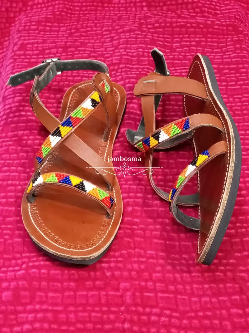 Sandales pour femmes africaines, sandales Massaï, sandales d'été, sandales en cuir perlé, chaussures pour femme